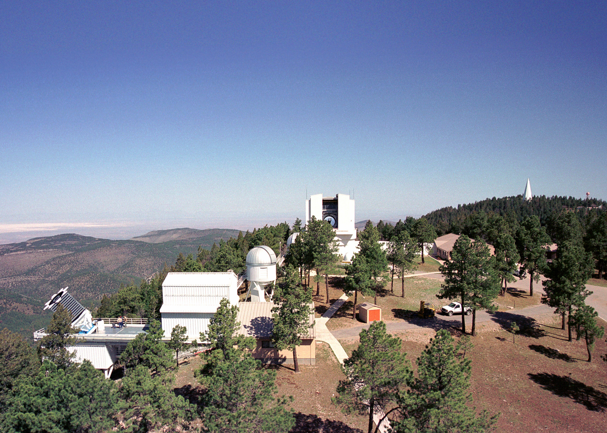 aerial view of Apache Point Observatory